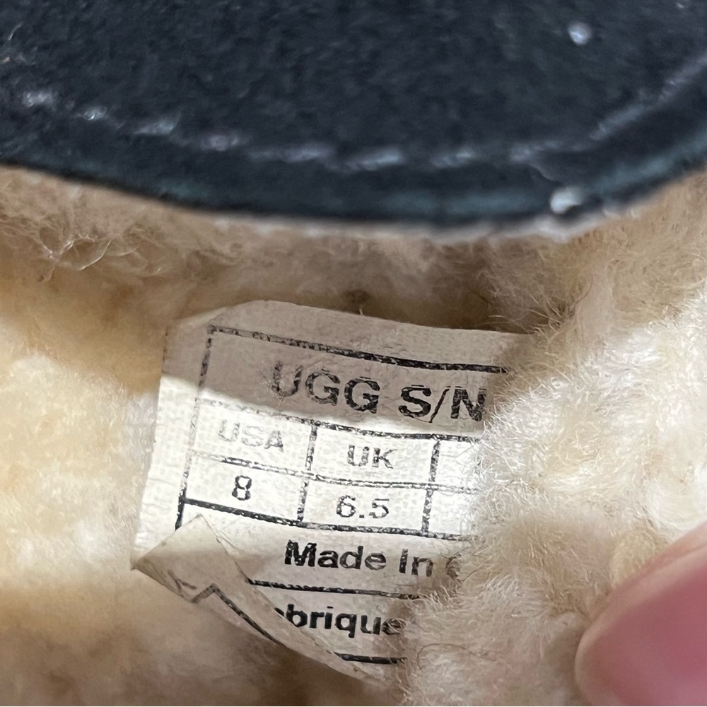 Ugg Black Moccasins with Leather Ties Size 8 - Picture 8 of 9